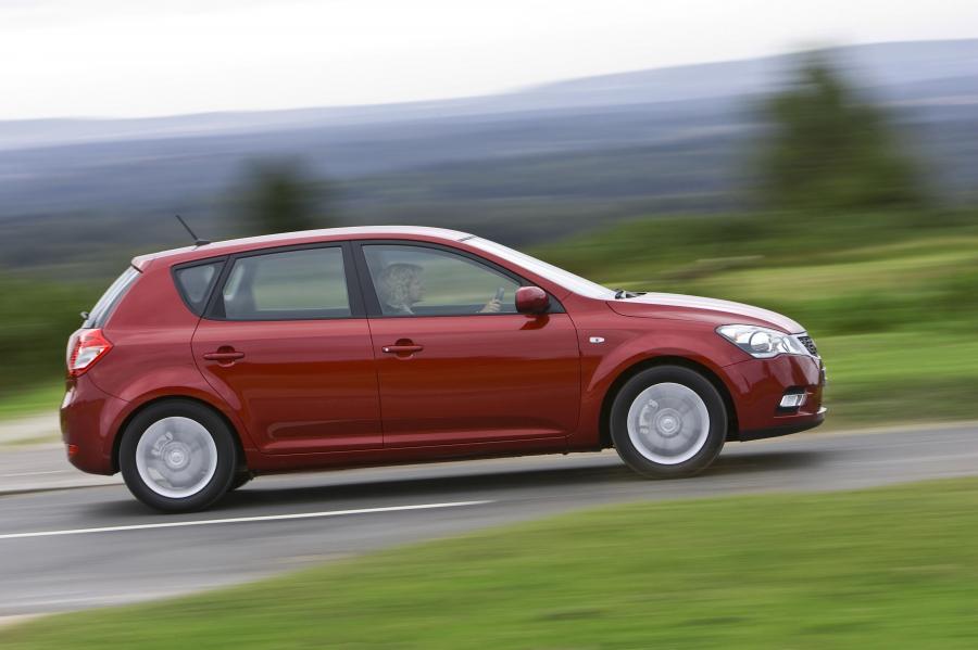  Kia cee&rsquo;d 2009 года  (фото 70 из 98)